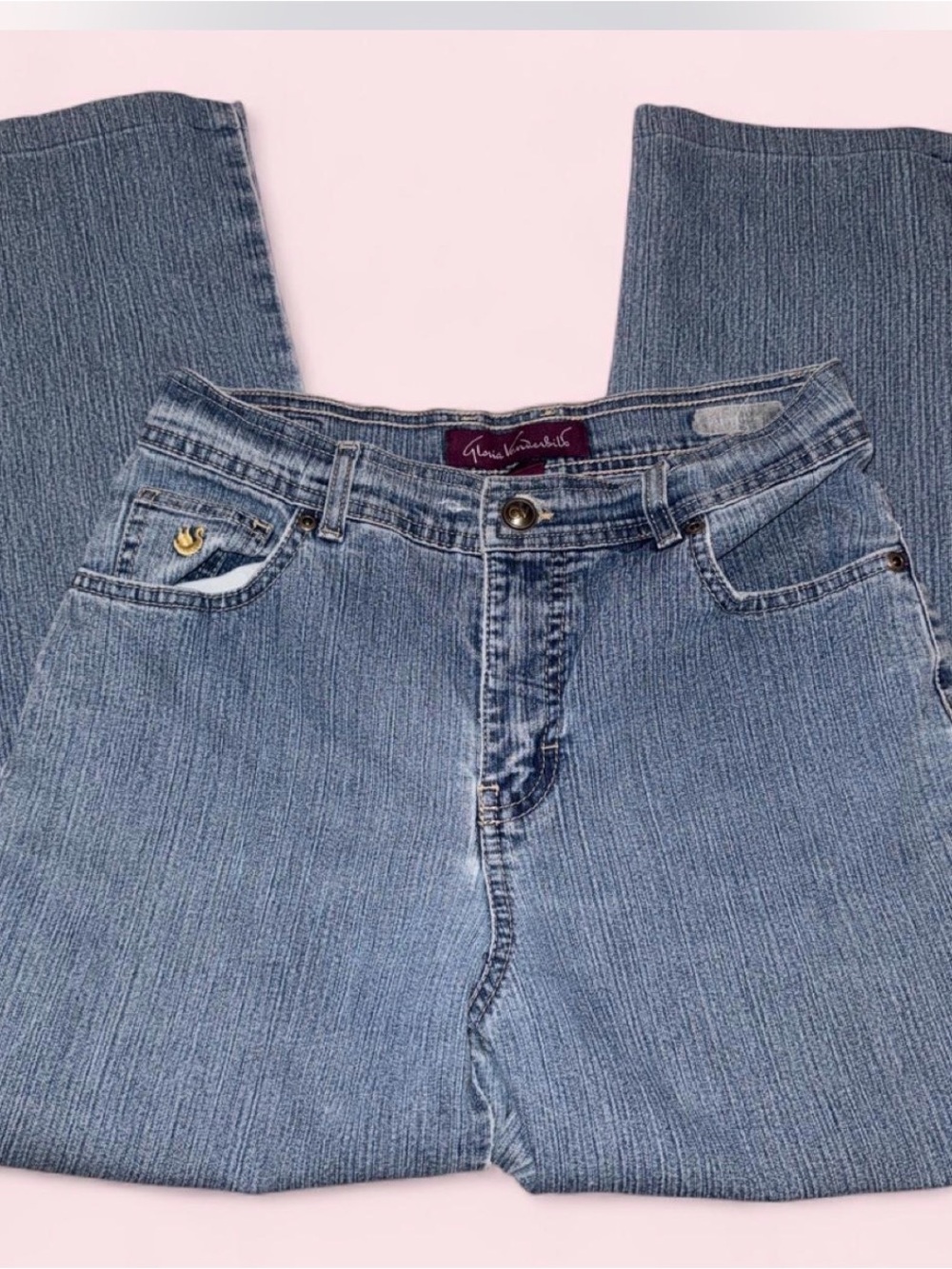 Vintage Gloria Vanderbilt Women's Light Blue Straight-Leg Jeans